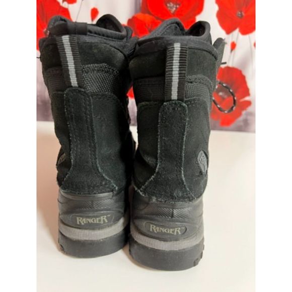 Ranger insulated books in GUC. Size 8 (W) - Picture 3 of 8